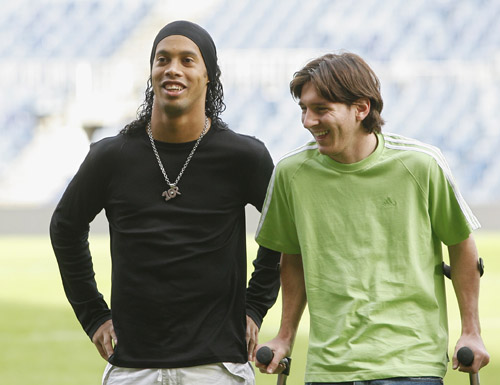 迈尼昂能否续约？阿莱格里：俱乐部正在规划米兰的未来（迈尼昂续约成疑？阿莱格里：米兰正着手规划未来）