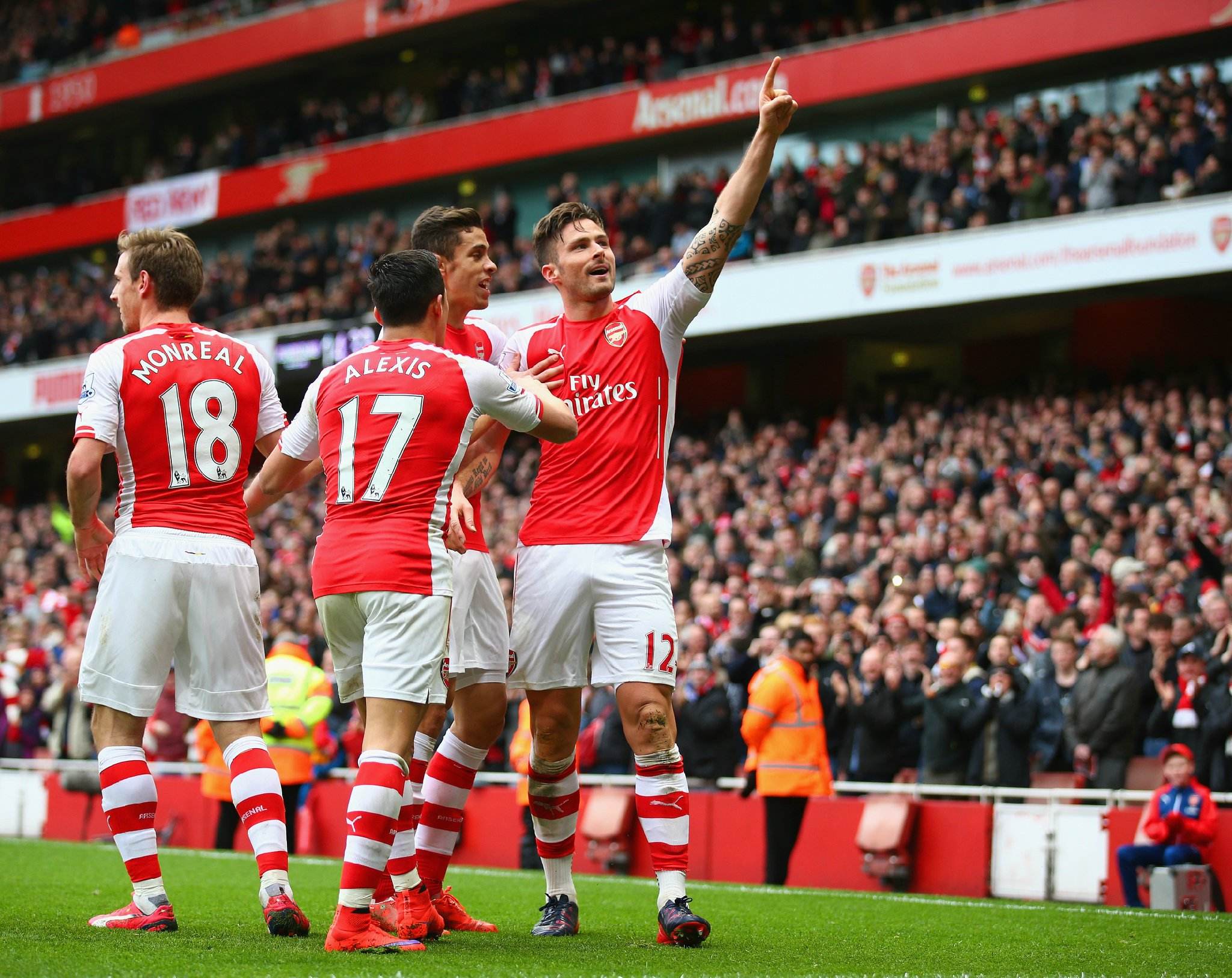 半场战报：拉齐奥0-0卡利亚里，扎卡尼、马鲁西奇造险（半场速递：拉齐奥0-0卡利亚里，扎卡尼与马鲁西奇先后制造险情）