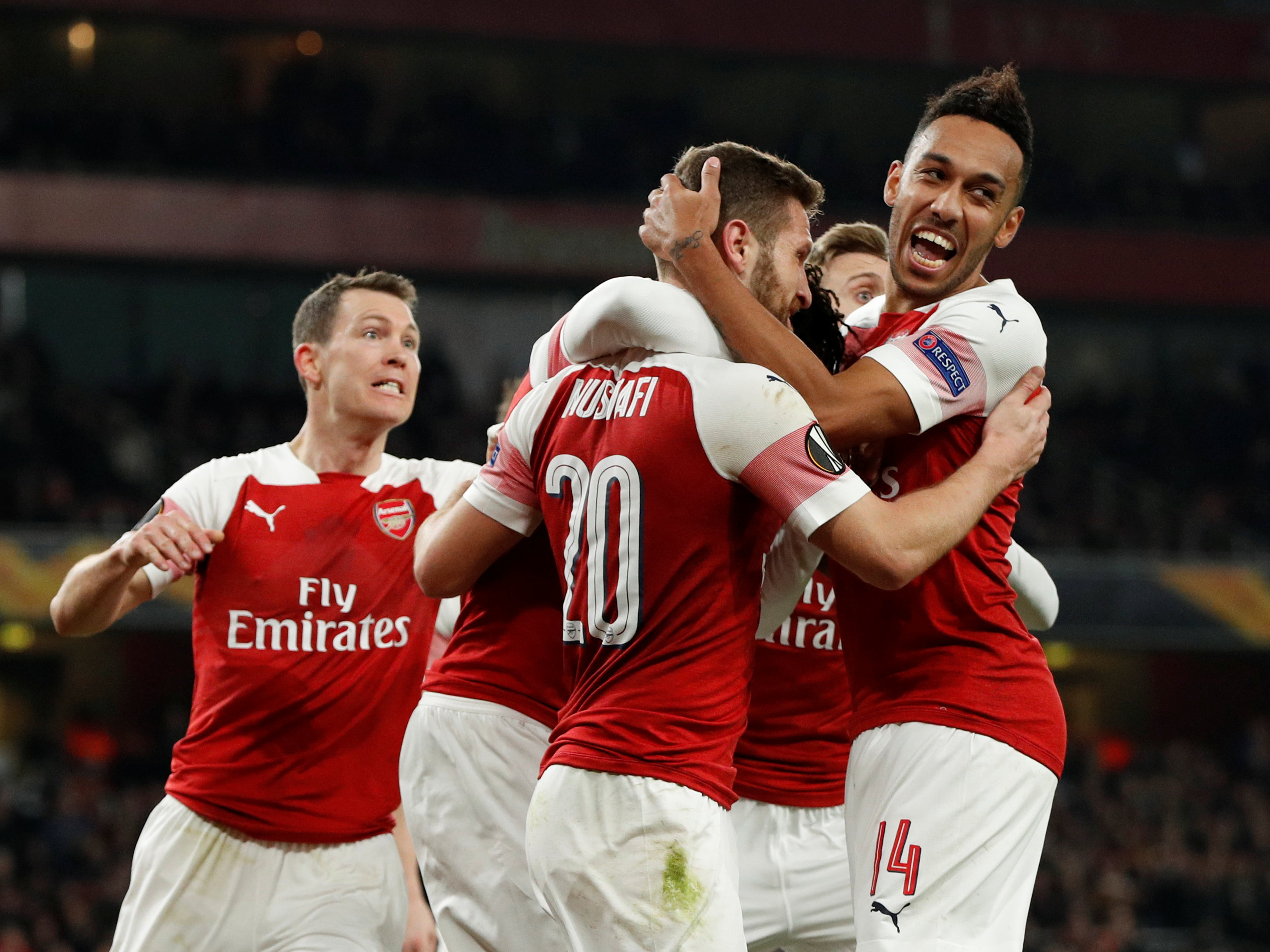 雷诺15中10轰生涯新高25分，蒙克也有25分（雷诺15投10中砍生涯新高25分，蒙克同取25分）